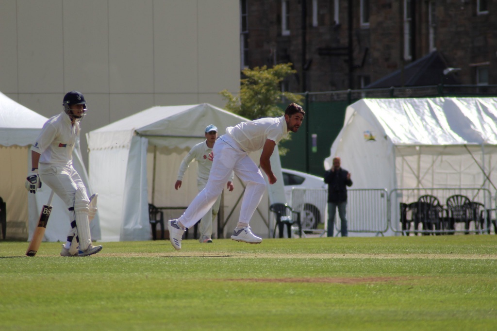 Carlton vs Grange Corne Dry bowling