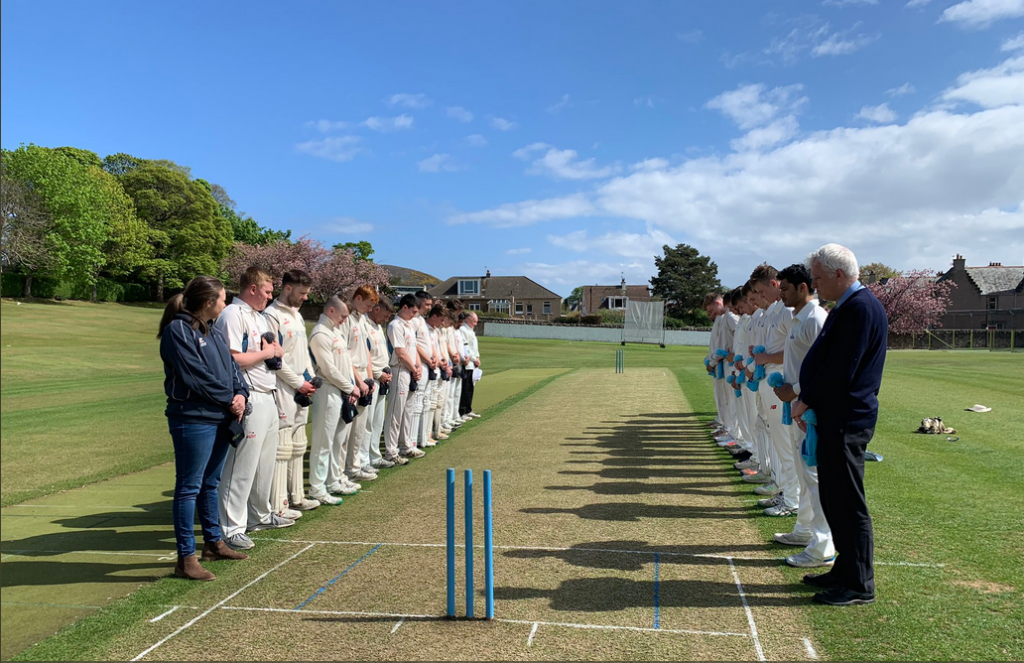 Minute's silence for Con de Lang